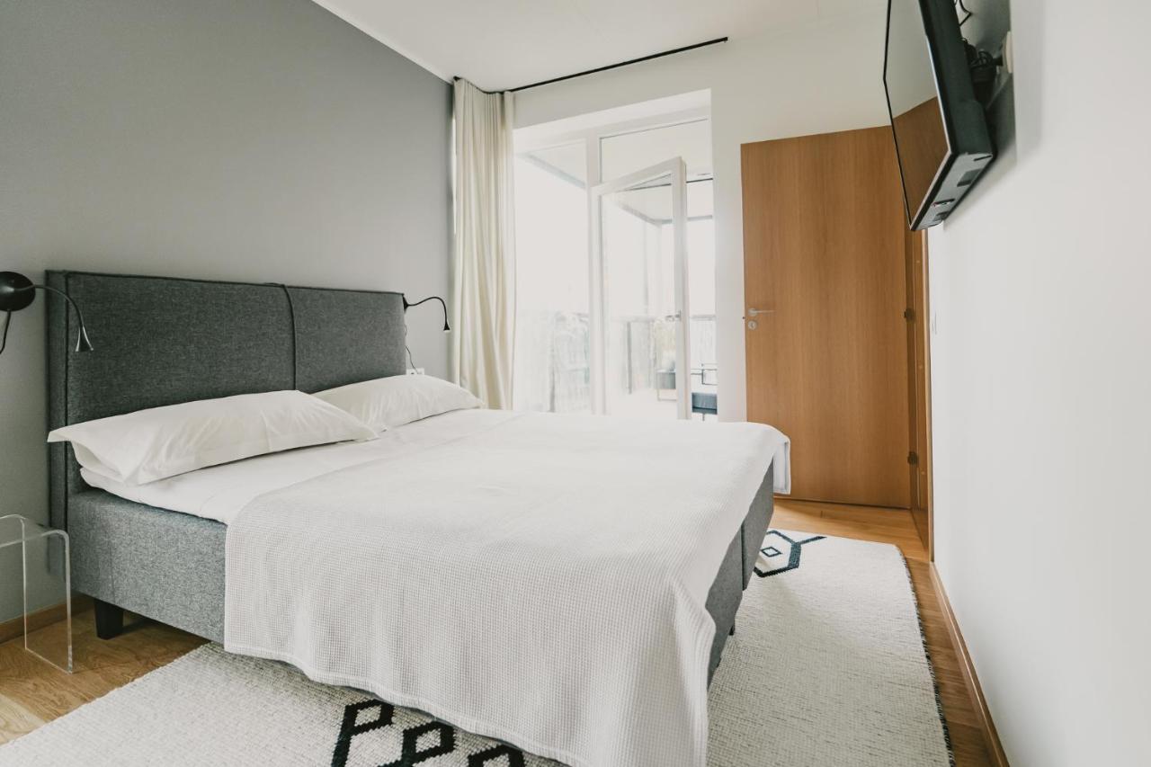Oeoe Street Luxury Apartment With Terrace Tartu Bagian luar foto